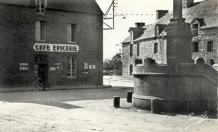roz-landrieux_coin du bourg.jpg